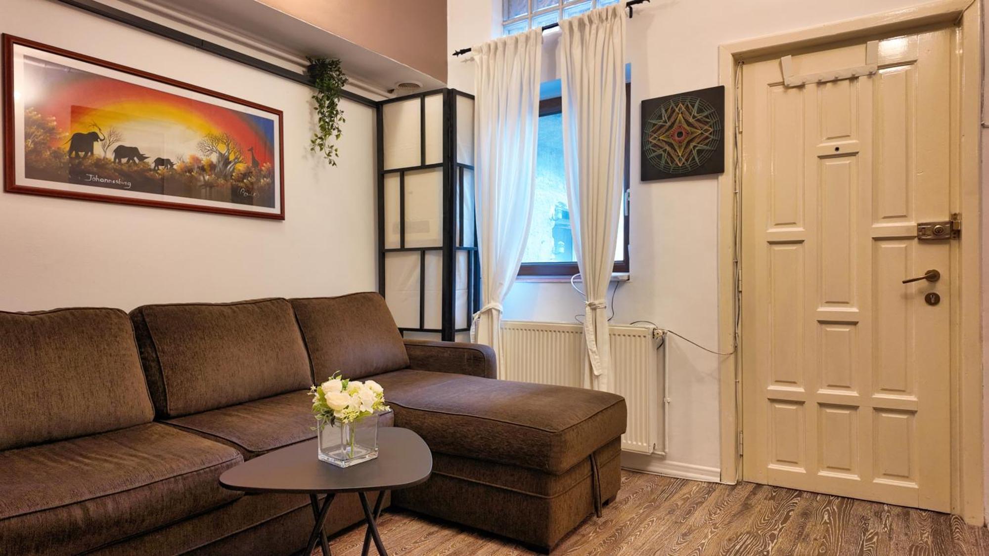 Intimo Oldtown Romantic Apartment Braşov Exterior foto